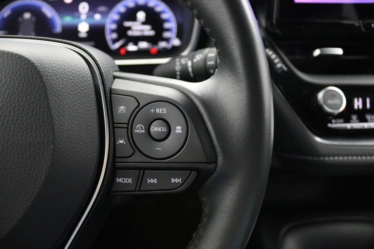 Toyota Corolla Touring Sports - Hybrid 140 21