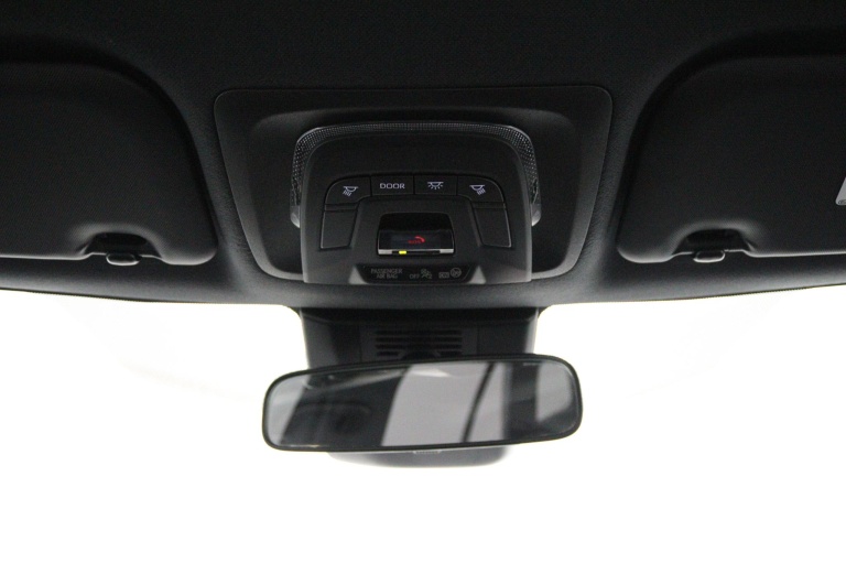 Toyota Corolla Touring Sports - Hybrid 140 32