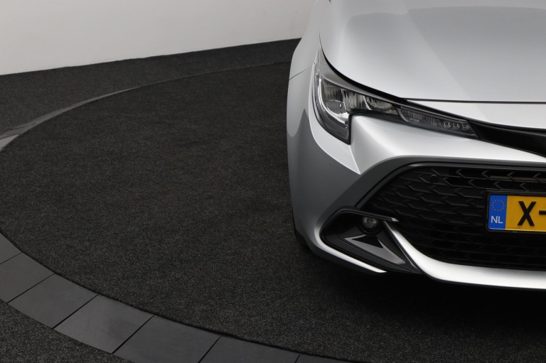 Toyota Corolla Touring Sports - Hybrid 140 34