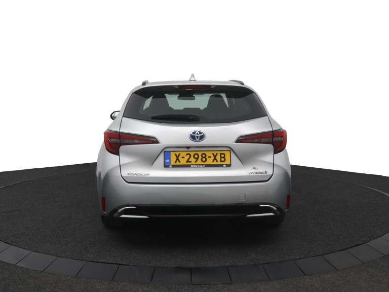 Toyota Corolla Touring Sports - Hybrid 140 44