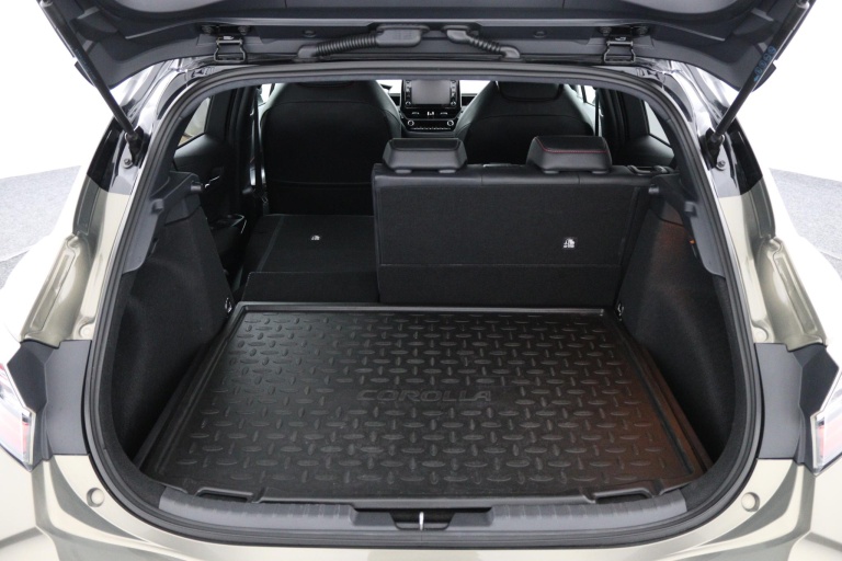 Toyota Corolla - 2.0 Hybrid Executive 24