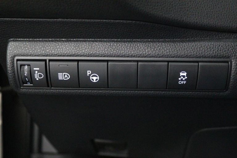 Toyota Corolla - 2.0 Hybrid Executive 29