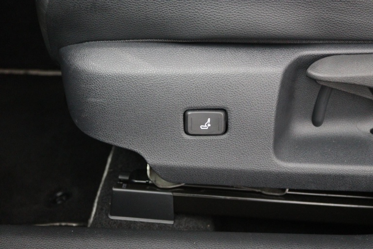 Toyota Corolla - 2.0 Hybrid Executive 37