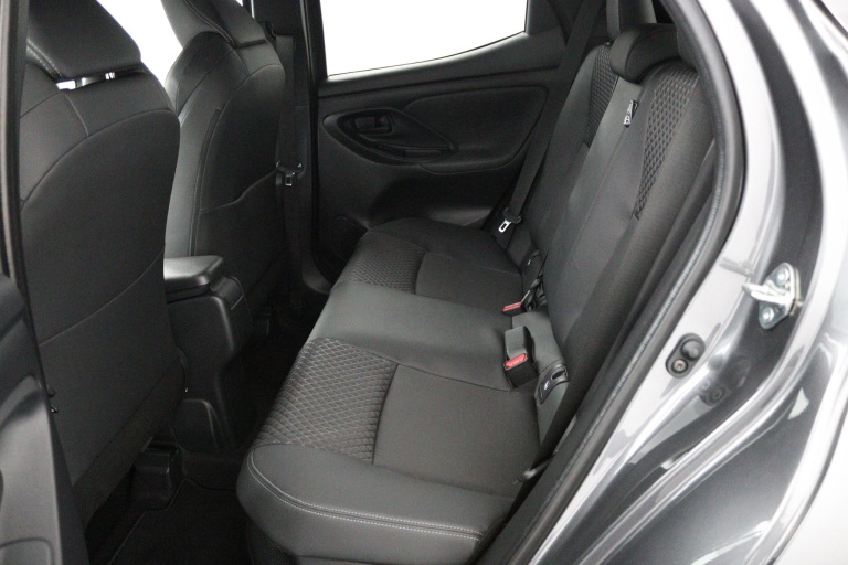 Toyota Yaris - 1.5 Hybrid Executive 18