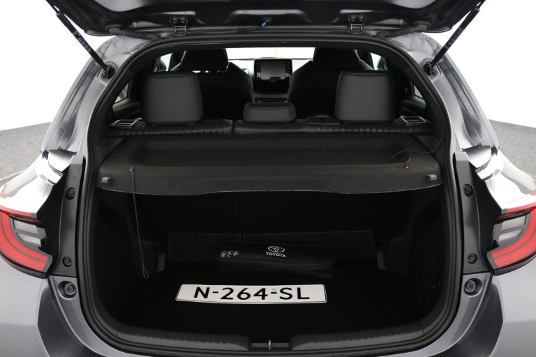 Toyota Yaris - 1.5 Hybrid Executive 23