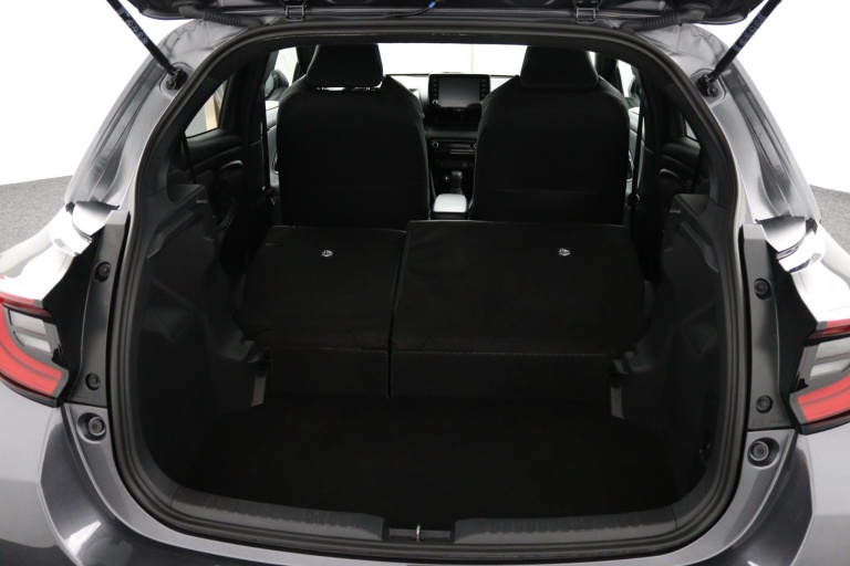 Toyota Yaris - 1.5 Hybrid Executive 26