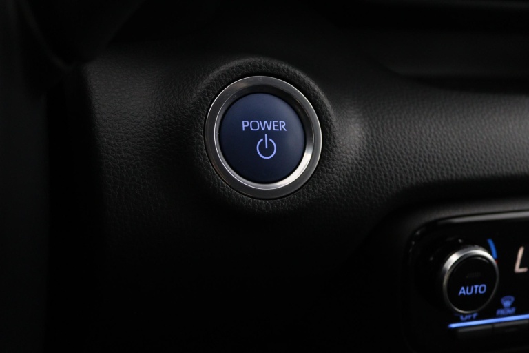Toyota Yaris - 1.5 Hybrid Executive 41