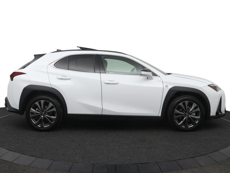 Lexus UX - 300h 35th Edition 13
