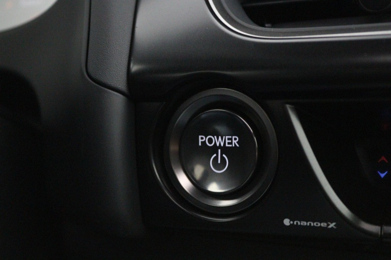 Lexus UX - 300h 35th Edition 45