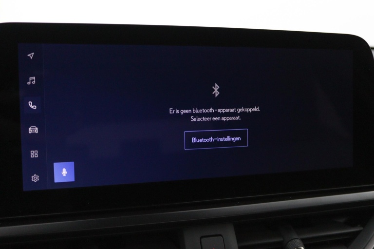 Lexus UX - 300h 35th Edition 47