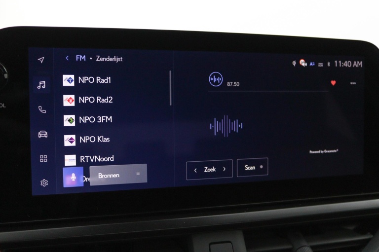 Lexus UX - 300h 35th Edition 8