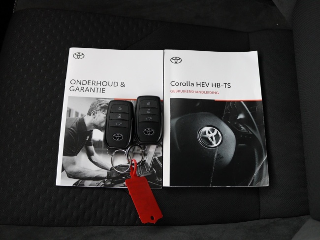 Toyota Corolla Touring Sports - Hybrid 140 Executive