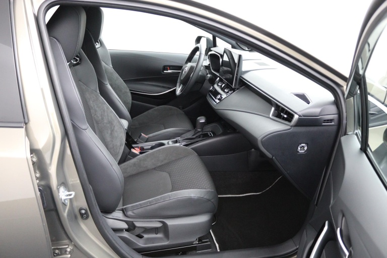 Toyota Corolla Touring Sports - Hybrid 140 Executive 22