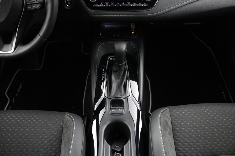 Toyota Corolla Touring Sports - Hybrid 140 Executive 26