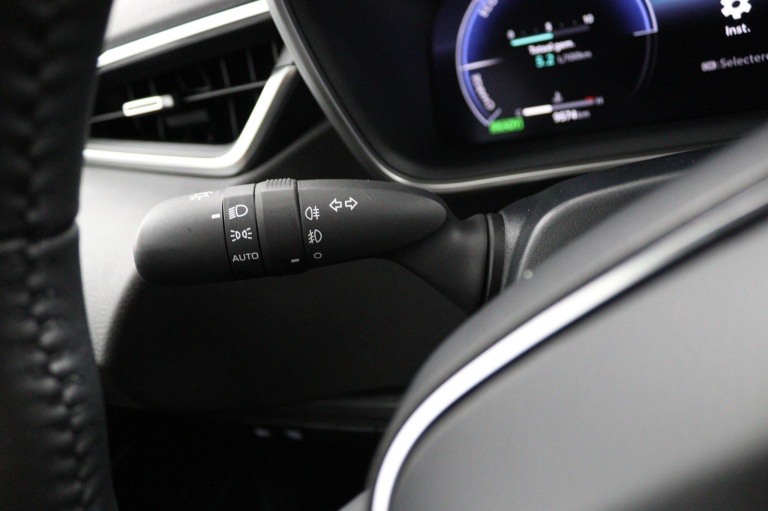 Toyota Corolla Touring Sports - Hybrid 140 Executive 30