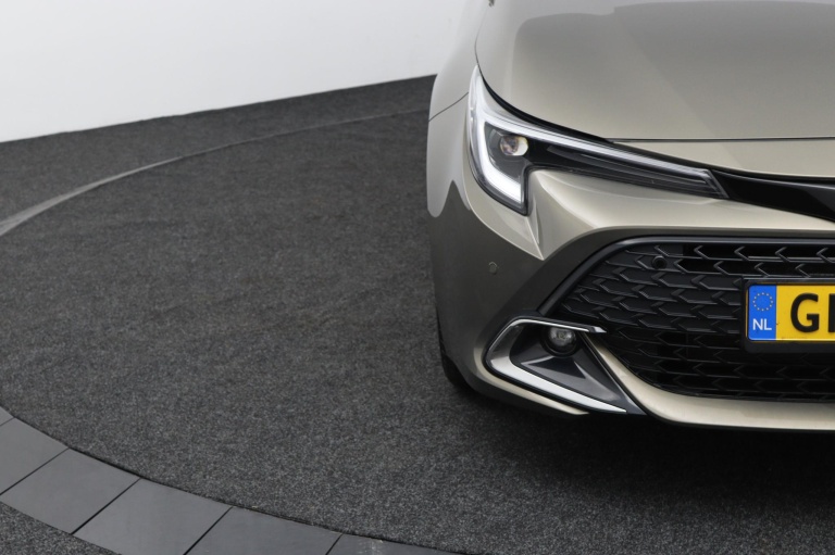 Toyota Corolla Touring Sports - Hybrid 140 Executive 35