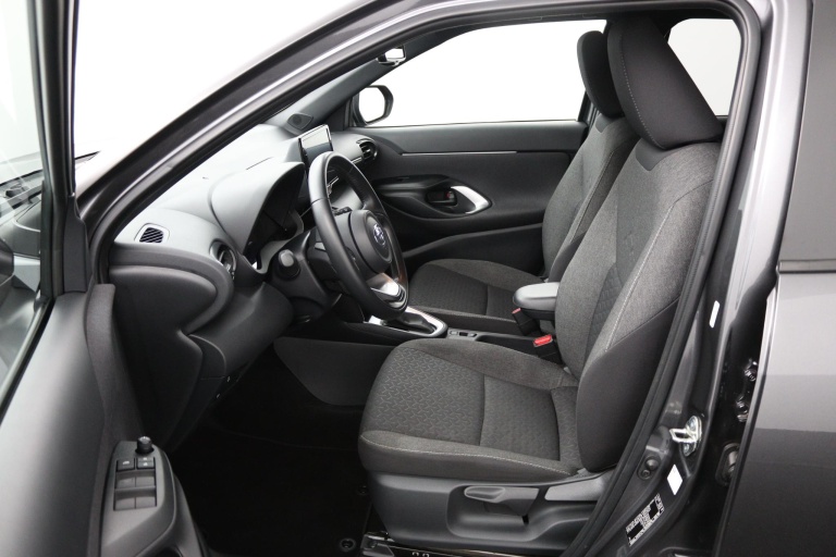 Toyota Yaris Cross - 1.5 Hybrid Dynamic 17