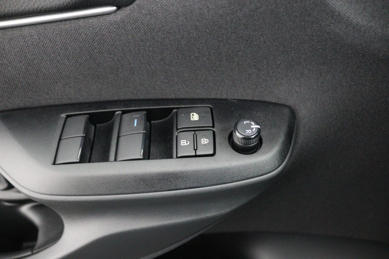 Toyota Yaris Cross - 1.5 Hybrid Dynamic 29