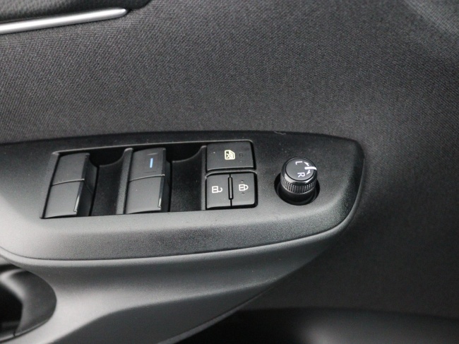 Toyota Yaris Cross - 1.5 Hybrid Dynamic