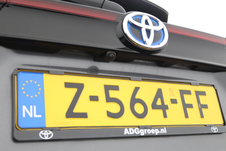 Toyota Yaris Cross - 1.5 Hybrid Dynamic 37