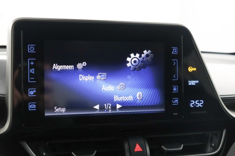 Toyota C-HR - 1.8 Hybrid Style 44