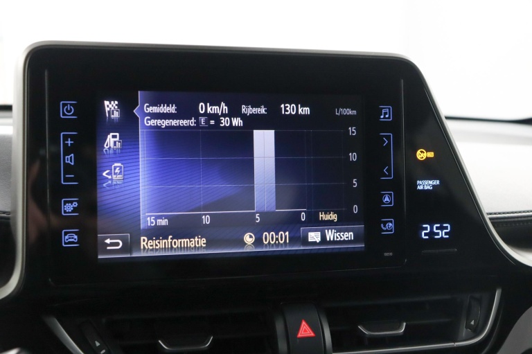 Toyota C-HR - 1.8 Hybrid Style 45