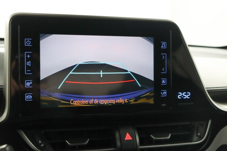 Toyota C-HR - 1.8 Hybrid Style 9