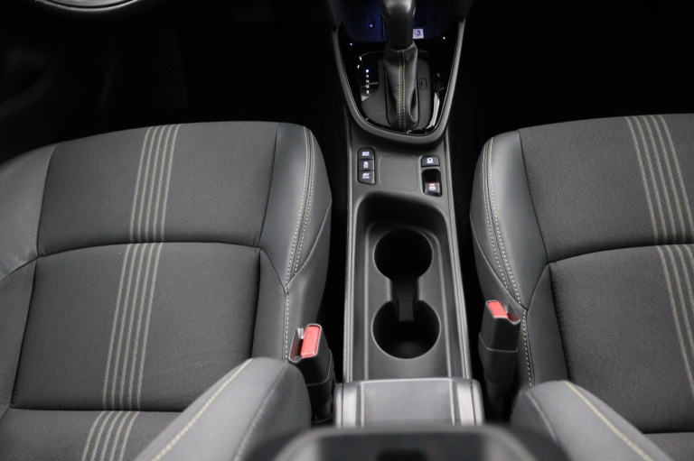 Toyota Yaris Cross - 1.5 Hybrid Adventure 27