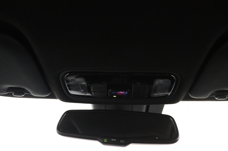 Toyota Yaris Cross - 1.5 Hybrid Adventure 34