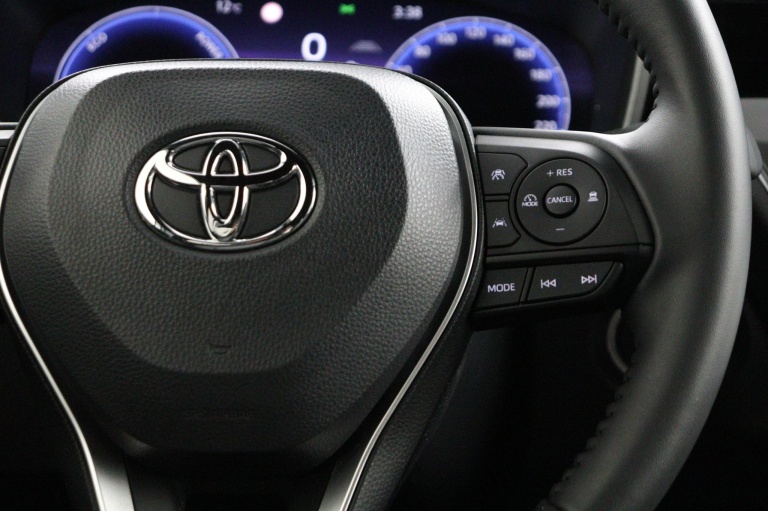 Toyota Corolla Cross - 2.0 High Power Hybrid First Edition 21