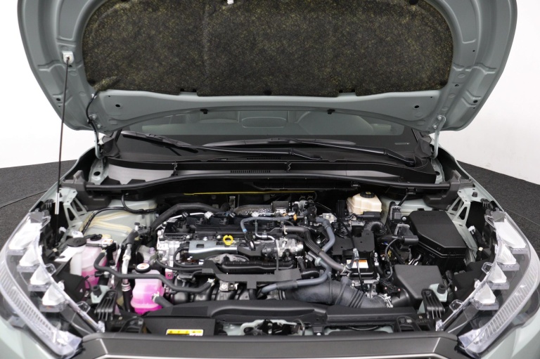 Toyota Corolla Cross - 2.0 High Power Hybrid First Edition 35