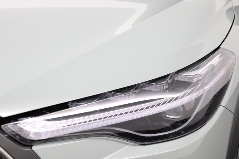 Toyota Corolla Cross - 2.0 High Power Hybrid First Edition 36