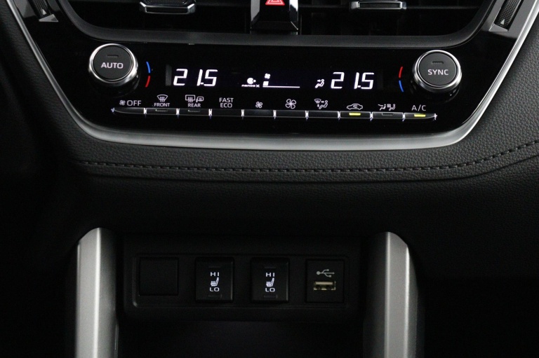 Toyota Corolla Cross - 2.0 High Power Hybrid First Edition 7