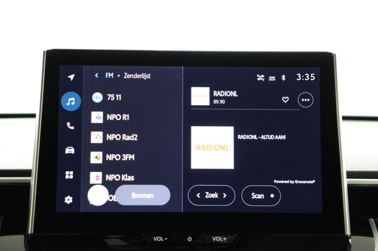 Toyota Corolla Cross - 2.0 High Power Hybrid First Edition 8
