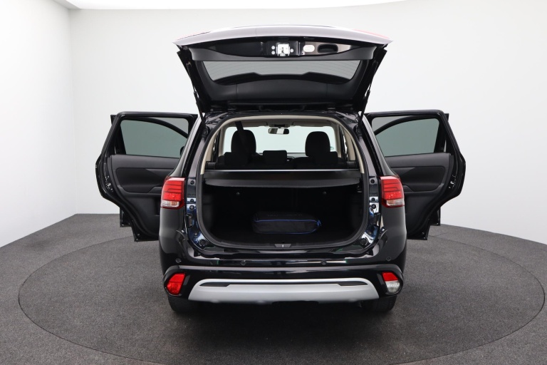 Mitsubishi Outlander - 2.4 PHEV Pure 14