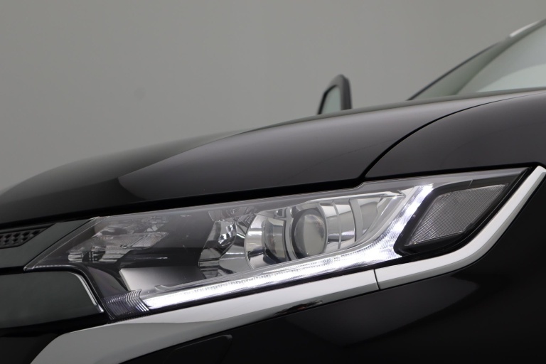 Mitsubishi Outlander - 2.4 PHEV Pure 15