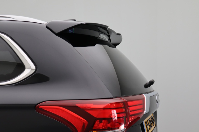 Mitsubishi Outlander - 2.4 PHEV Pure 35