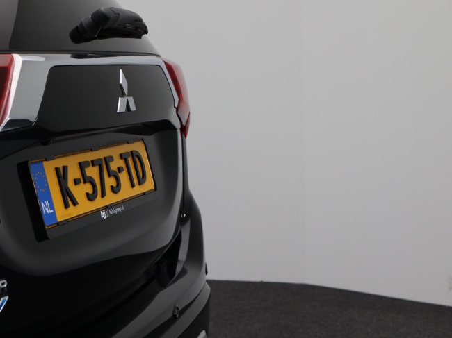 Mitsubishi Outlander - 2.4 PHEV Pure