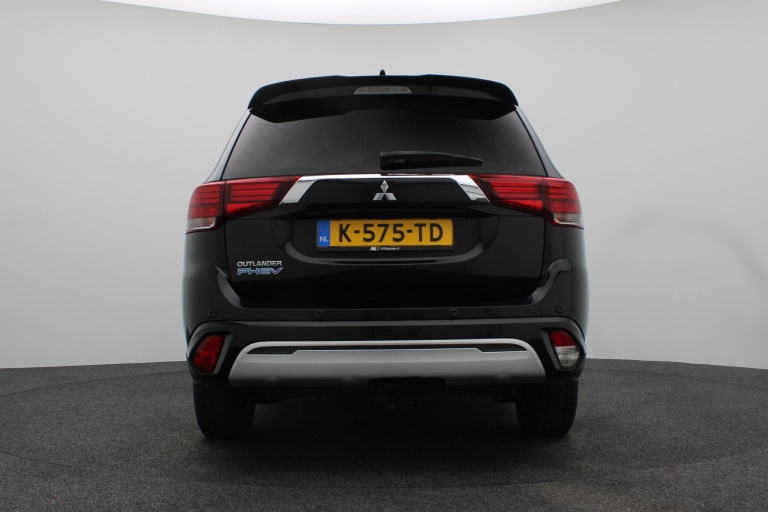 Mitsubishi Outlander - 2.4 PHEV Pure 6