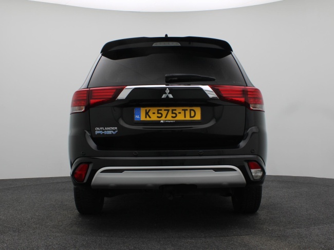 Mitsubishi Outlander - 2.4 PHEV Pure