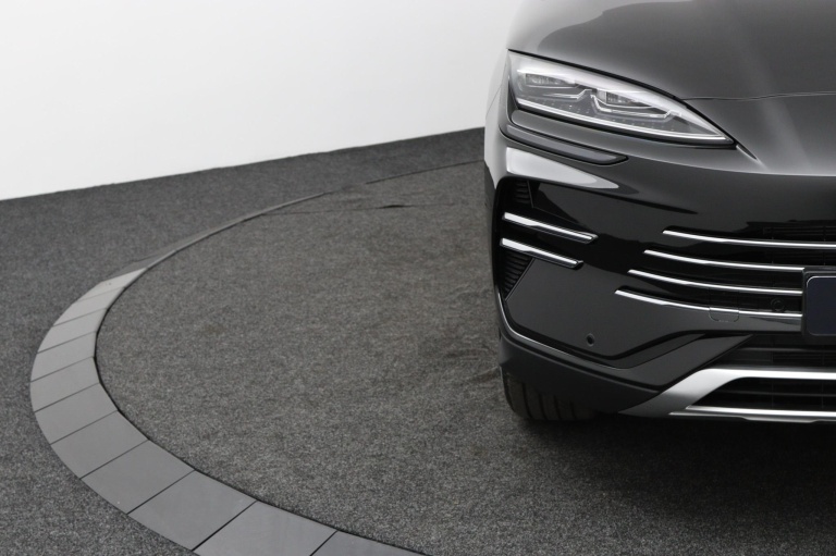 BYD SEAL U - 1.5 T DM-i AWD Design 29