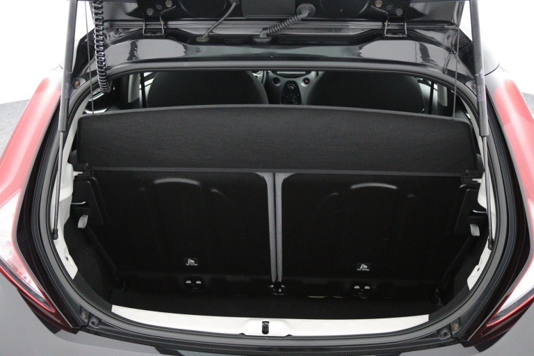 Toyota Aygo - 1.0 VVT-i x-play limited 23