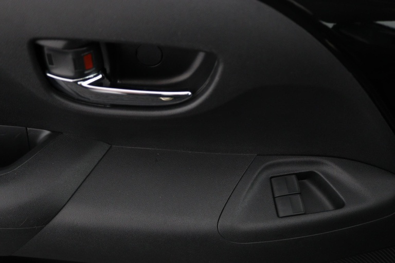 Toyota Aygo - 1.0 VVT-i x-play limited 29