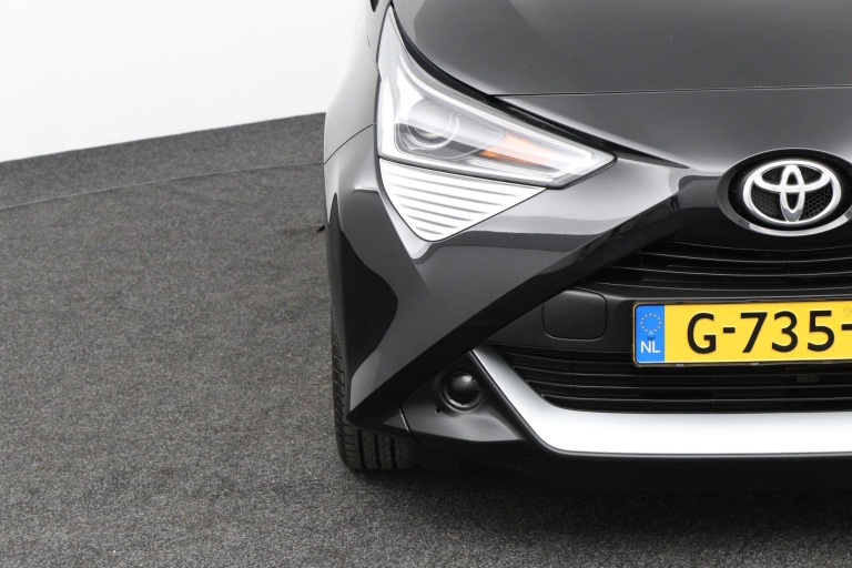 Toyota Aygo - 1.0 VVT-i x-play limited 36