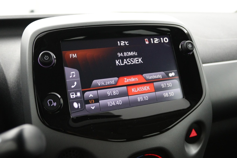 Toyota Aygo - 1.0 VVT-i x-play limited 42