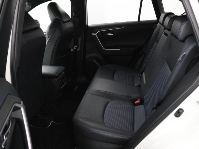 Toyota RAV4 - 2.5 Hybrid Bi-Tone