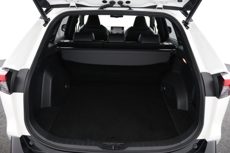 Toyota RAV4 - 2.5 Hybrid Bi-Tone 23