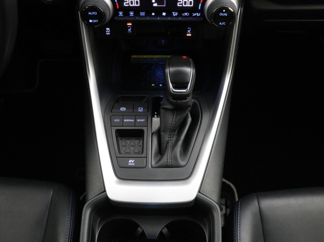 Toyota RAV4 - 2.5 Hybrid Bi-Tone