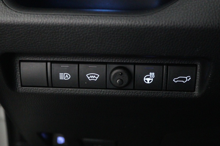 Toyota RAV4 - 2.5 Hybrid Bi-Tone 28