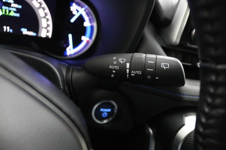 Toyota RAV4 - 2.5 Hybrid Bi-Tone 30